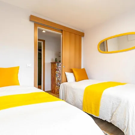 Luxury Designer Beach Front Two Bedroom Apartment Salou Exterior photo