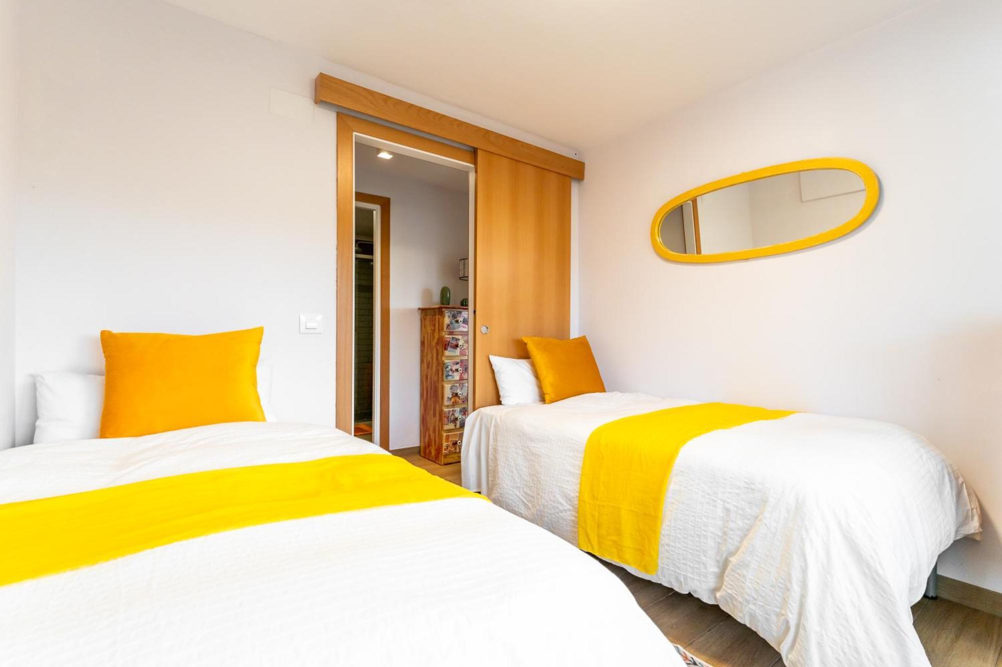 Luxury Designer Front Two Bedroom Apartament Salou